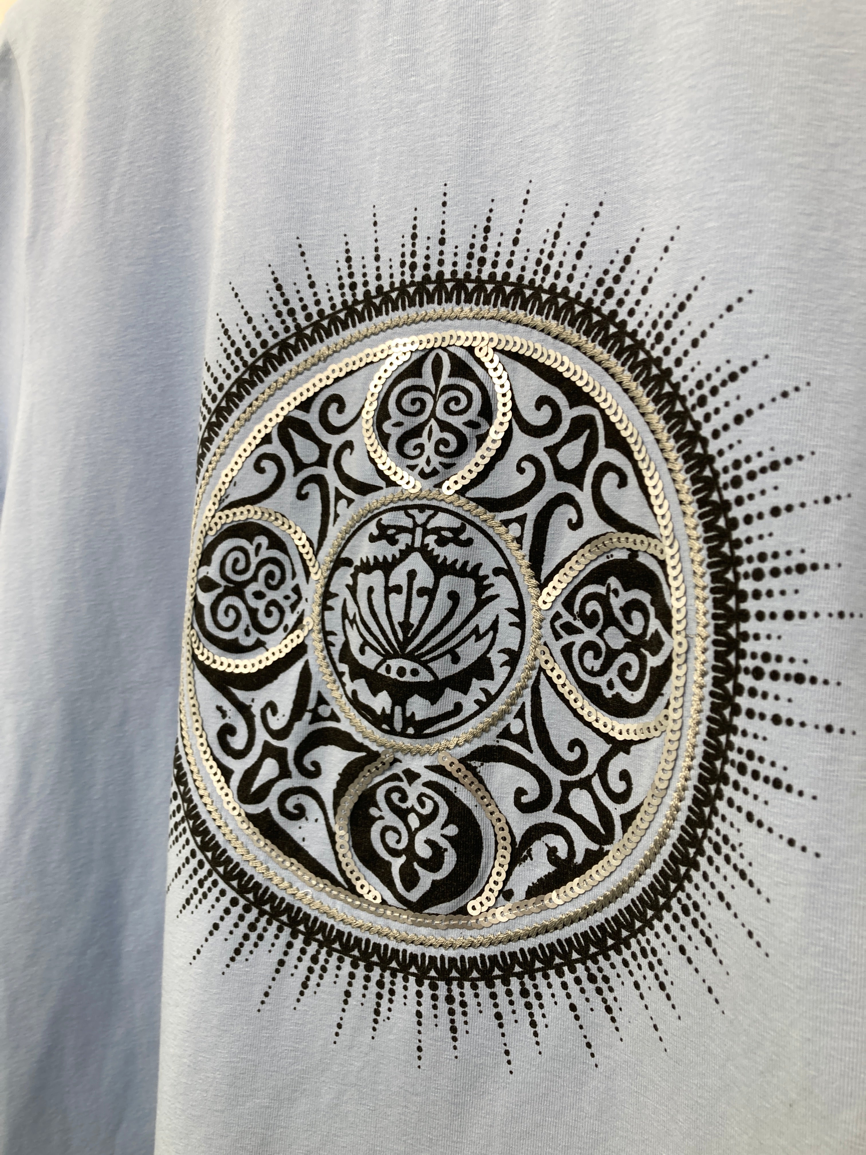 Continue T-shirt